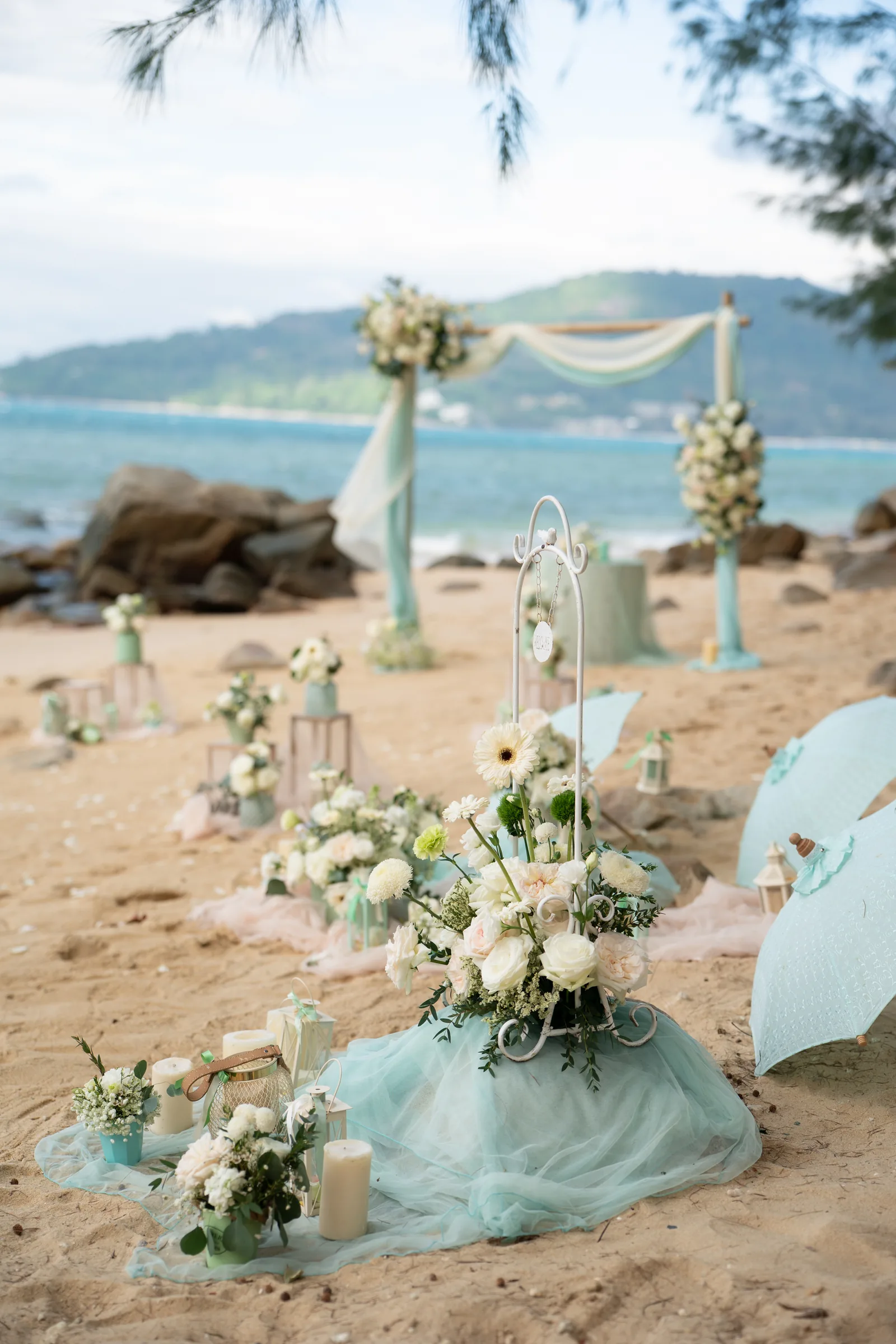 Martine & Steven — Hua Beach, January 2026 — Phuket wedding florals by Supparin
