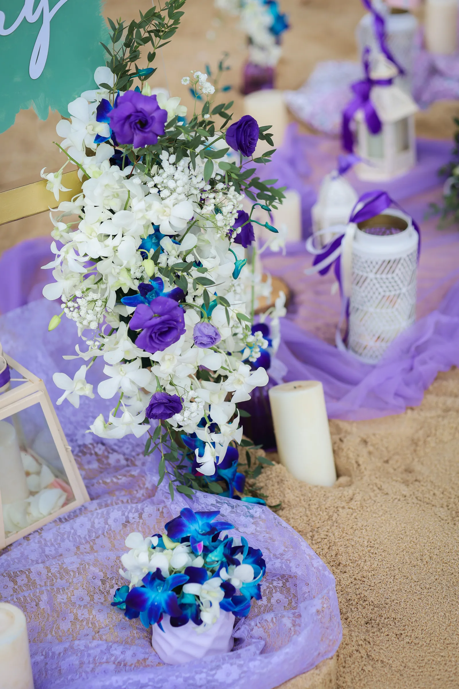 Simon & Zohra — Hua Beach, November 2025
