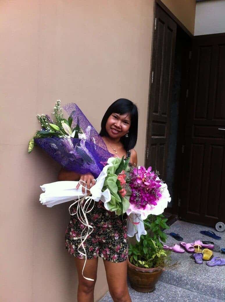 Phuket-florist-we-deliver-anyhere-in-phuket