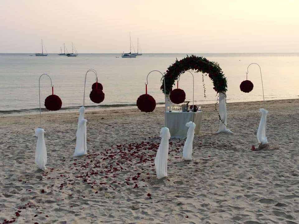 Phuket-wedding-flowers-customers-5