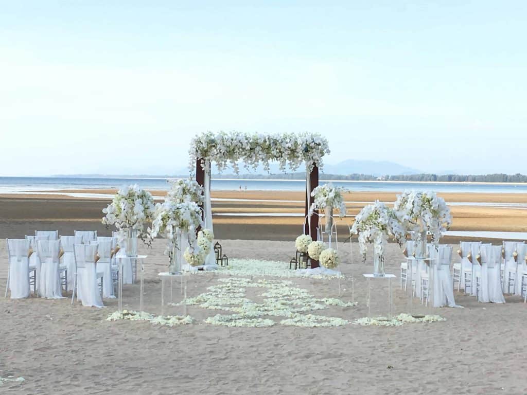 Wedding Flowers Setups 63